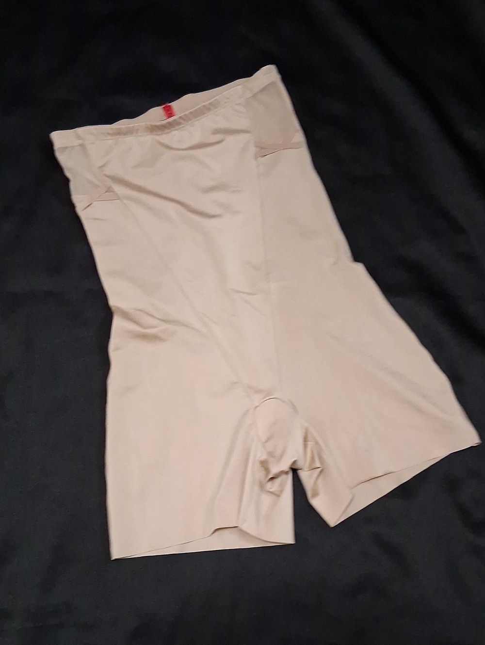 SPANX High-Waist Shaping Shorts - S - Nude Beige